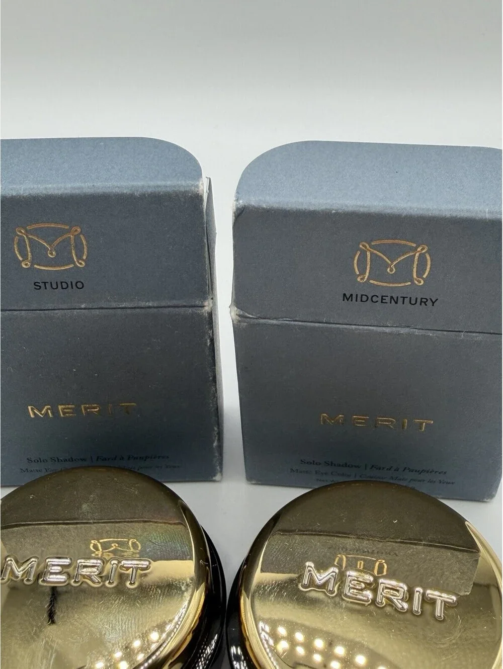 Eyeshadow description merit